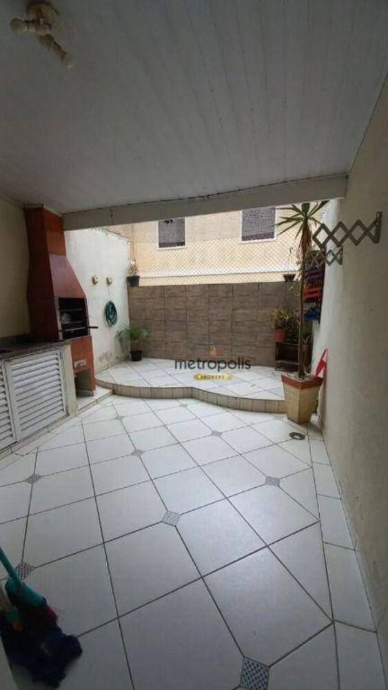 Sobrado à venda com 3 quartos, 125m² - Foto 1