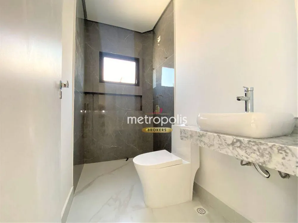 Sobrado, 3 quartos, 220 m² - Foto 1