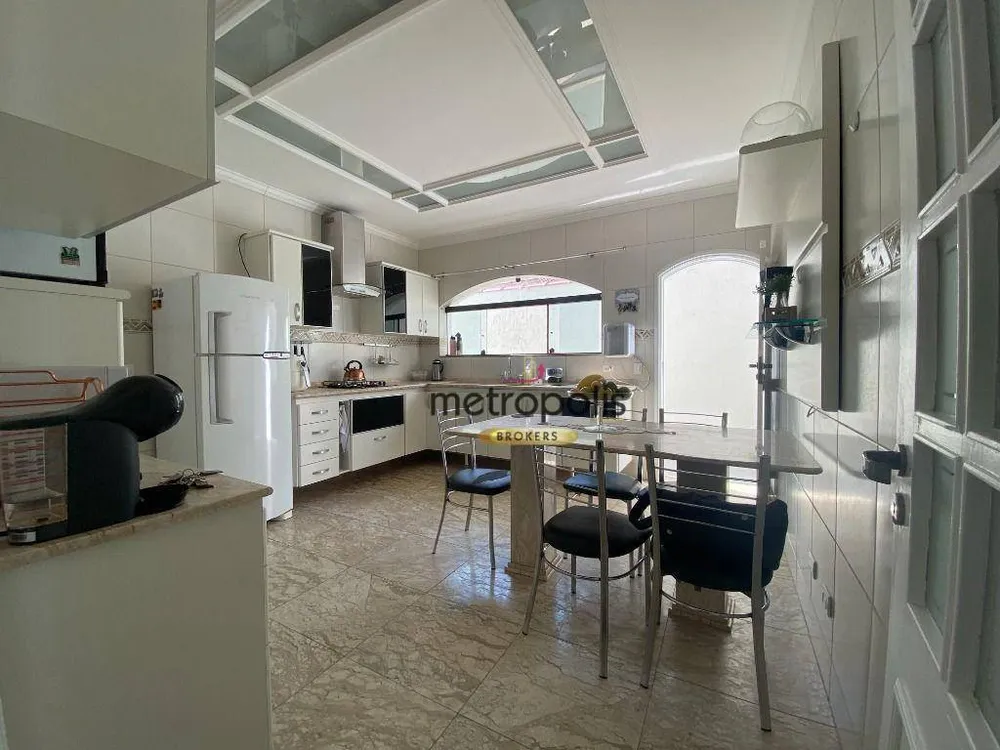 Casa, 4 quartos, 422 m² - Foto 1