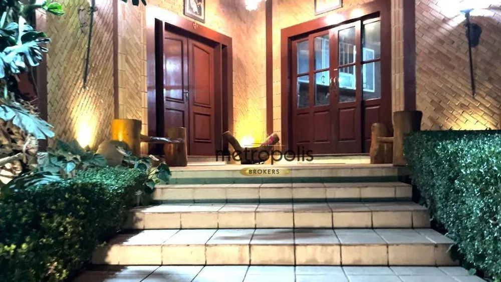 Casa, 23 quartos, 115600 m² - Foto 2
