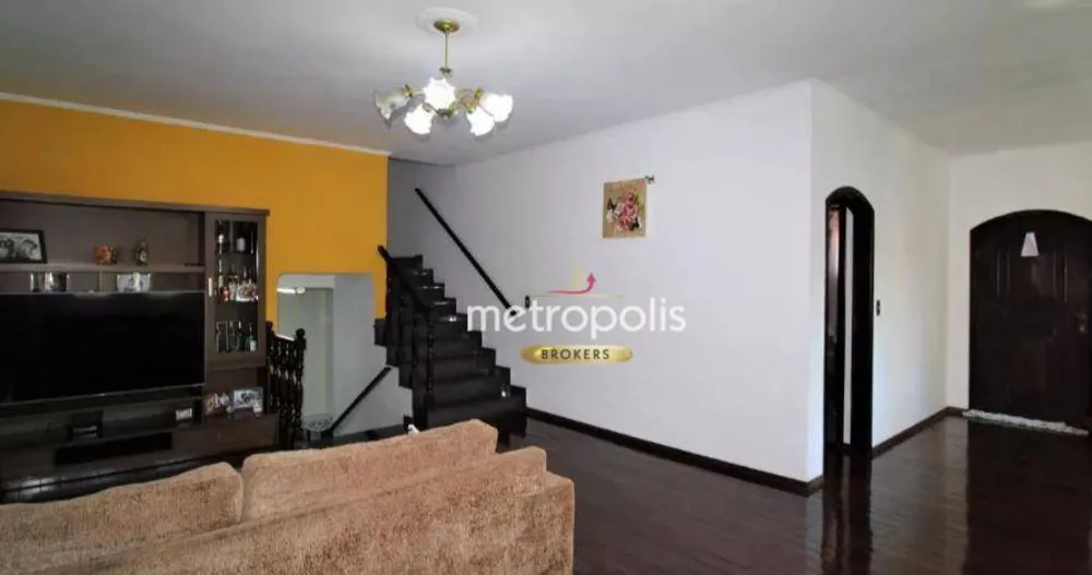 Sobrado, 4 quartos, 218 m² - Foto 1