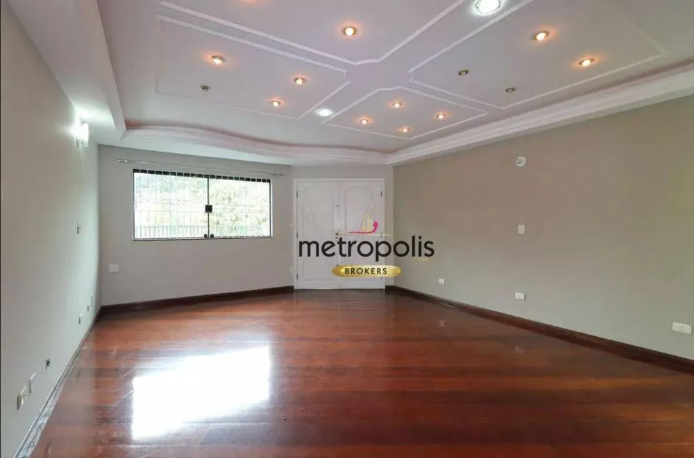Sobrado, 3 quartos, 239 m² - Foto 2