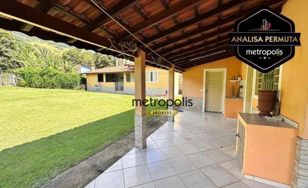 Chácara, 2 quartos, 1750 m² - Foto 1