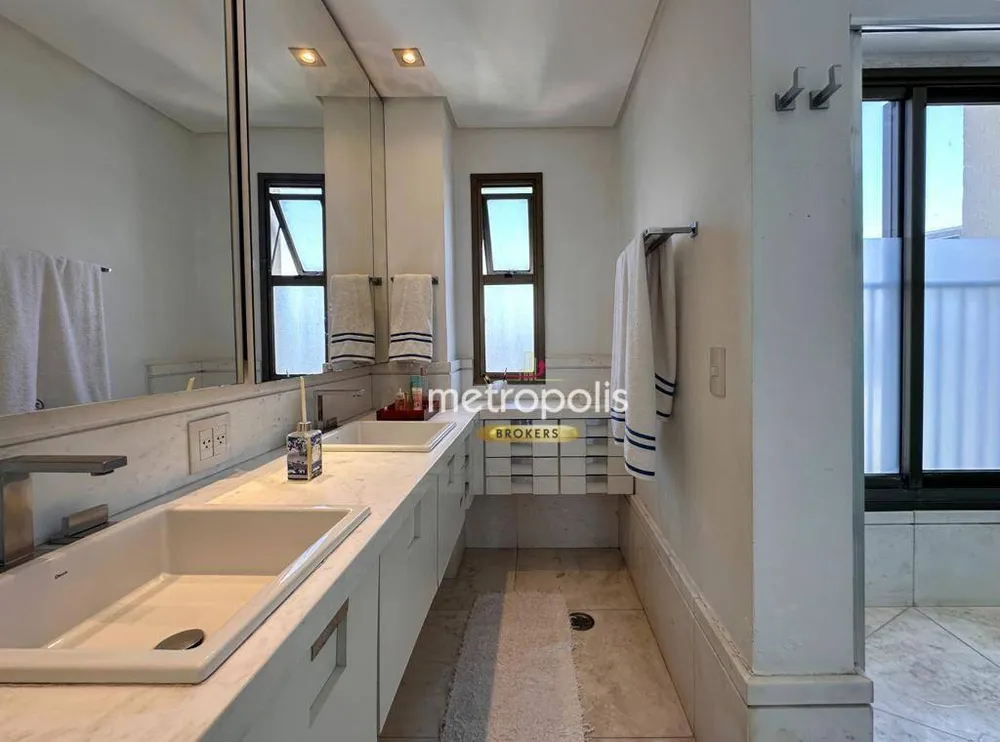 Cobertura, 3 quartos, 240 m² - Foto 7