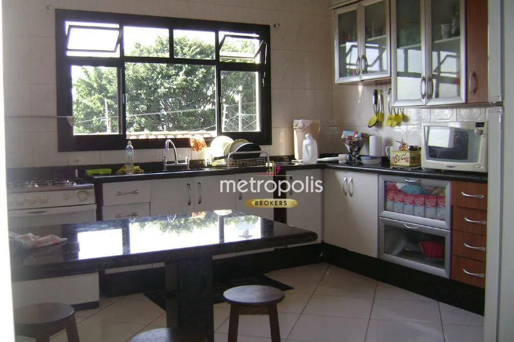 Sobrado, 3 quartos, 235 m² - Foto 3