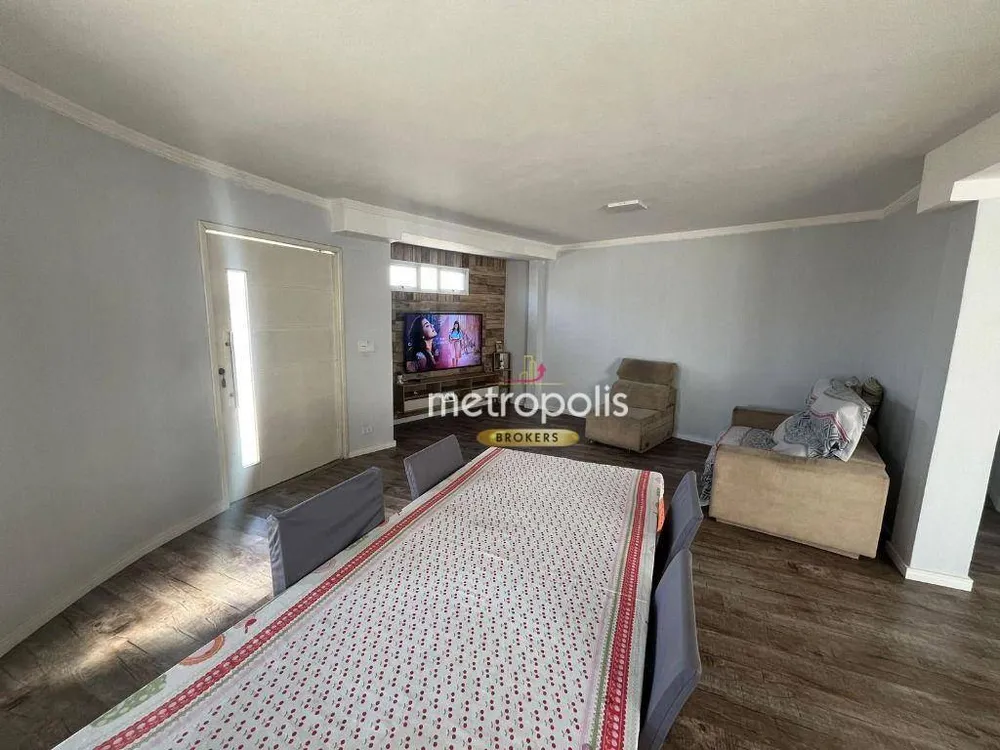 Casa, 3 quartos, 207 m² - Foto 2