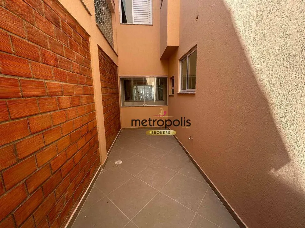 Sobrado, 3 quartos, 256 m² - Foto 2