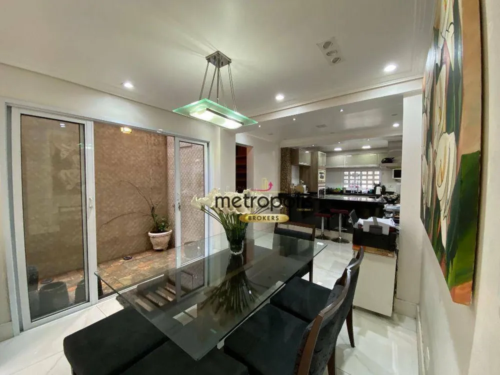 Sobrado, 3 quartos, 333 m² - Foto 1