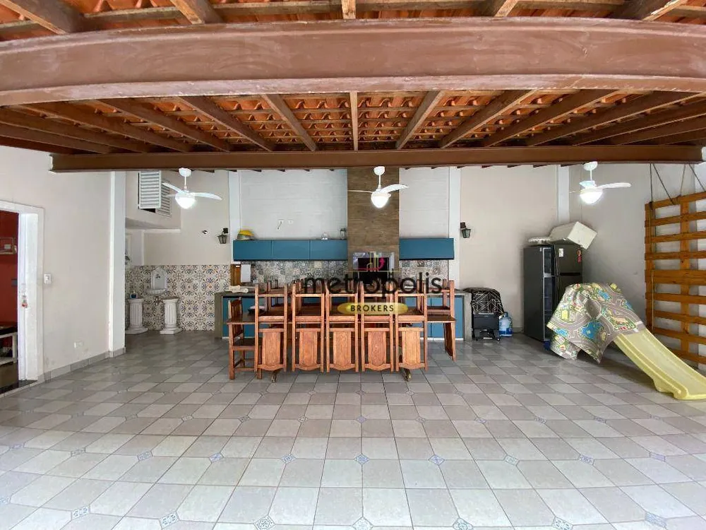Sobrado, 3 quartos, 333 m² - Foto 2