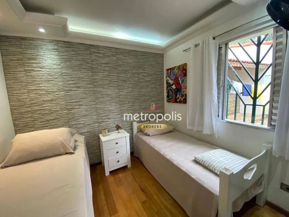Casa, 3 quartos, 250 m² - Foto 4
