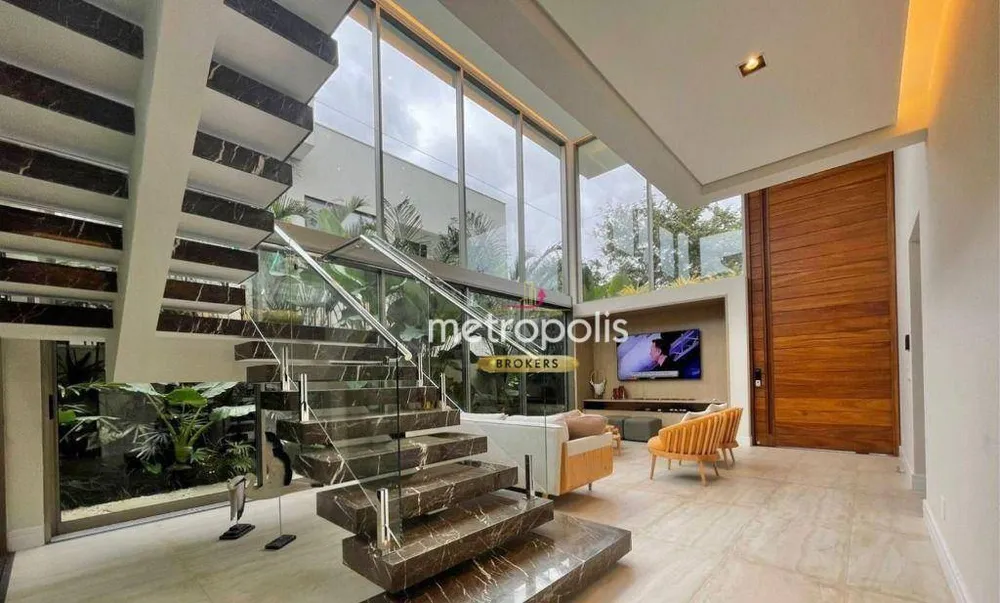 Sobrado, 7 quartos, 570 m² - Foto 1