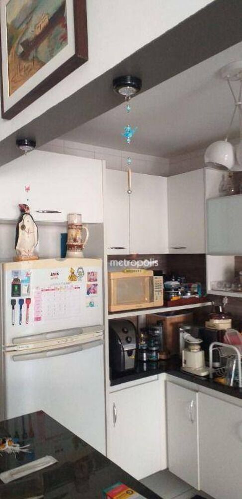 Apartamento à venda com 2 quartos, 64m² - Foto 2