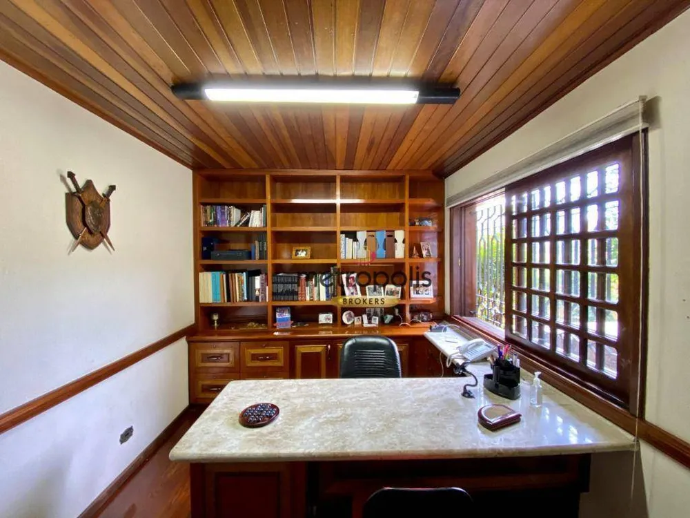 Sobrado, 4 quartos, 659 m² - Foto 2