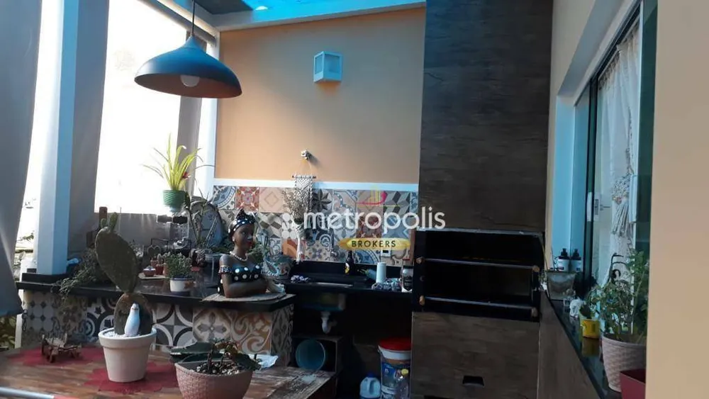 Sobrado, 3 quartos, 256 m² - Foto 2