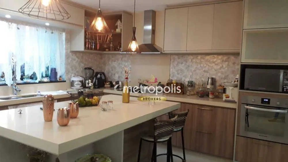 Sobrado, 3 quartos, 256 m² - Foto 4