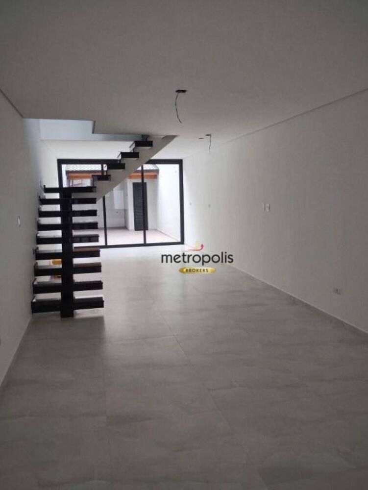 Sobrado à venda com 3 quartos, 145m² - Foto 1