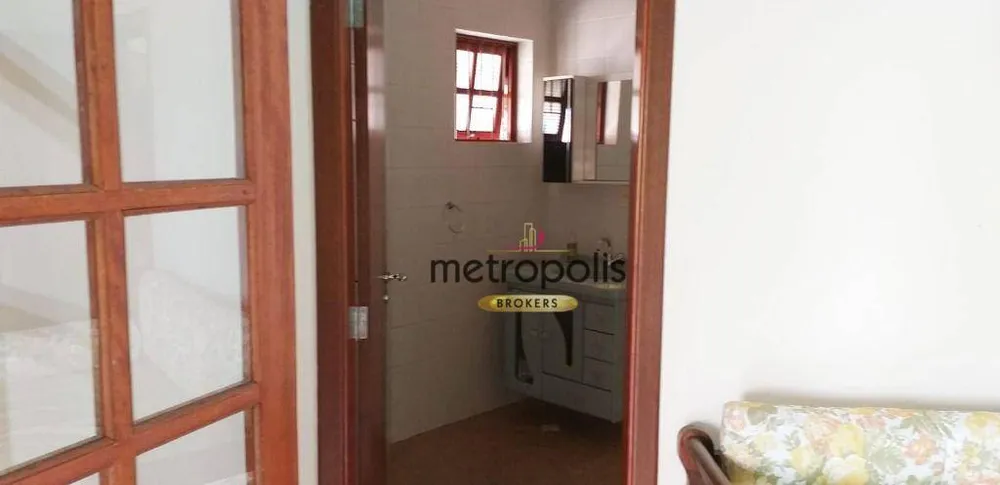 Chácara, 4 quartos, 1050 m² - Foto 1