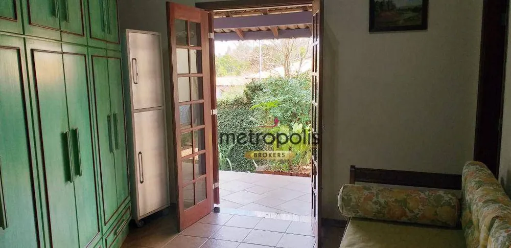 Chácara, 4 quartos, 1050 m² - Foto 4