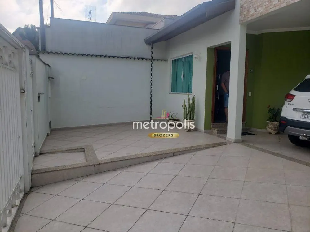Sobrado, 3 quartos, 219 m² - Foto 2