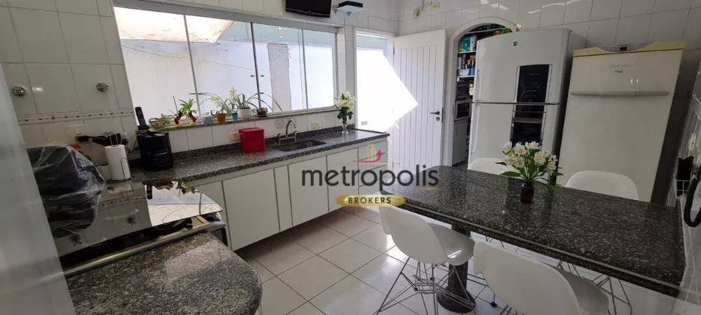 Casa, 3 quartos, 326 m² - Foto 13