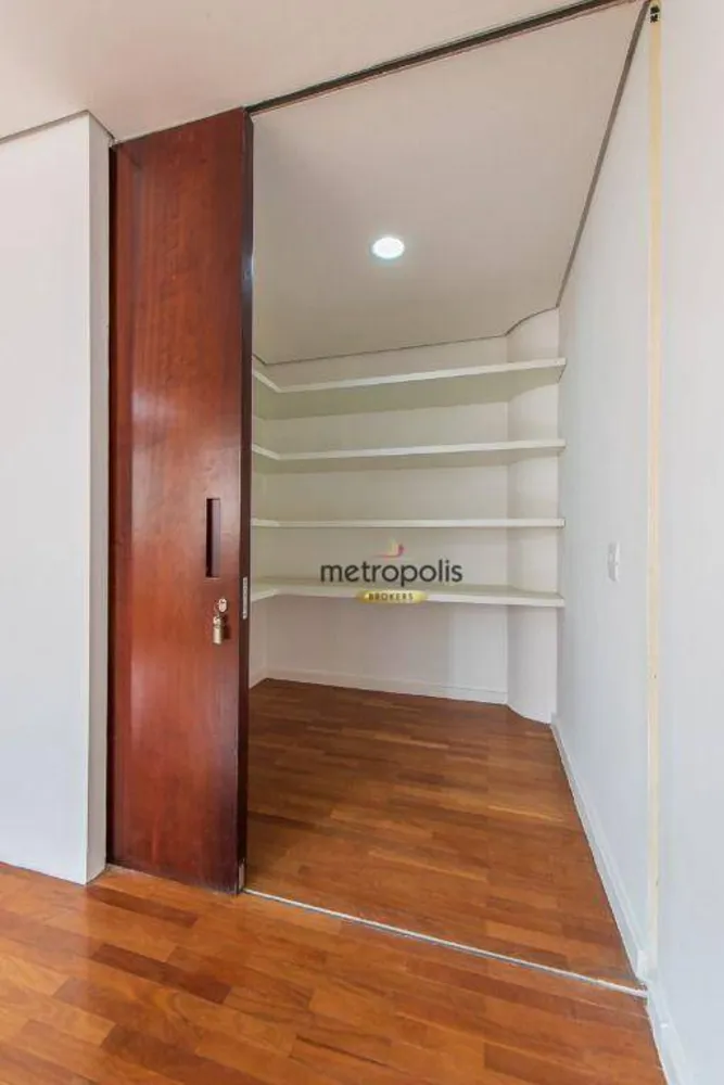 Sala-Conjunto, 210 m² - Foto 1