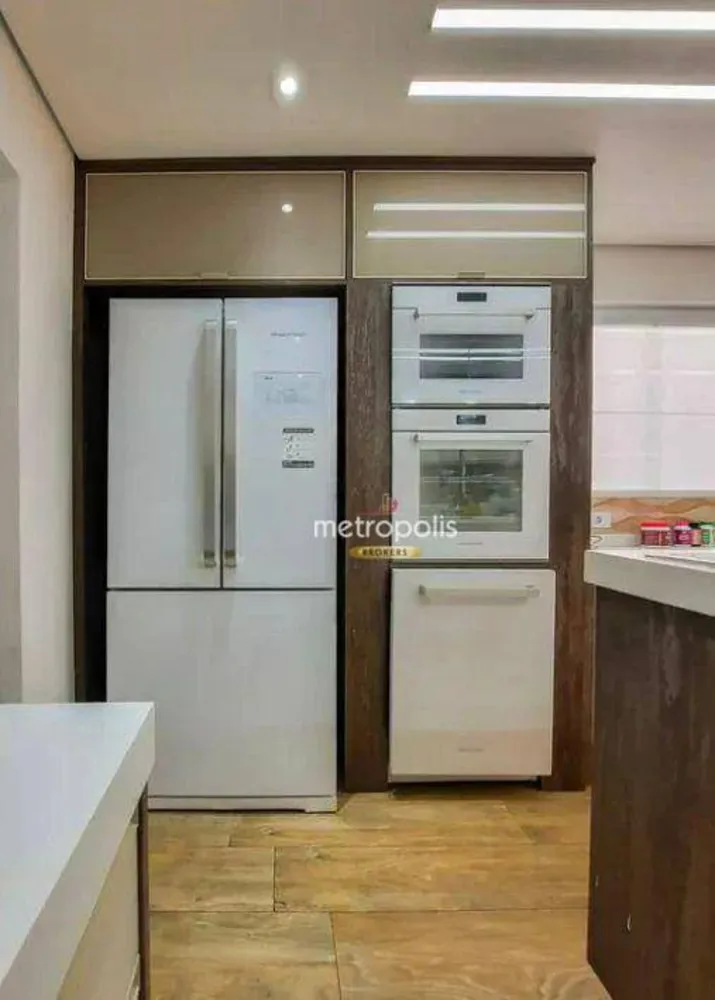 Sobrado, 3 quartos, 220 m² - Foto 1