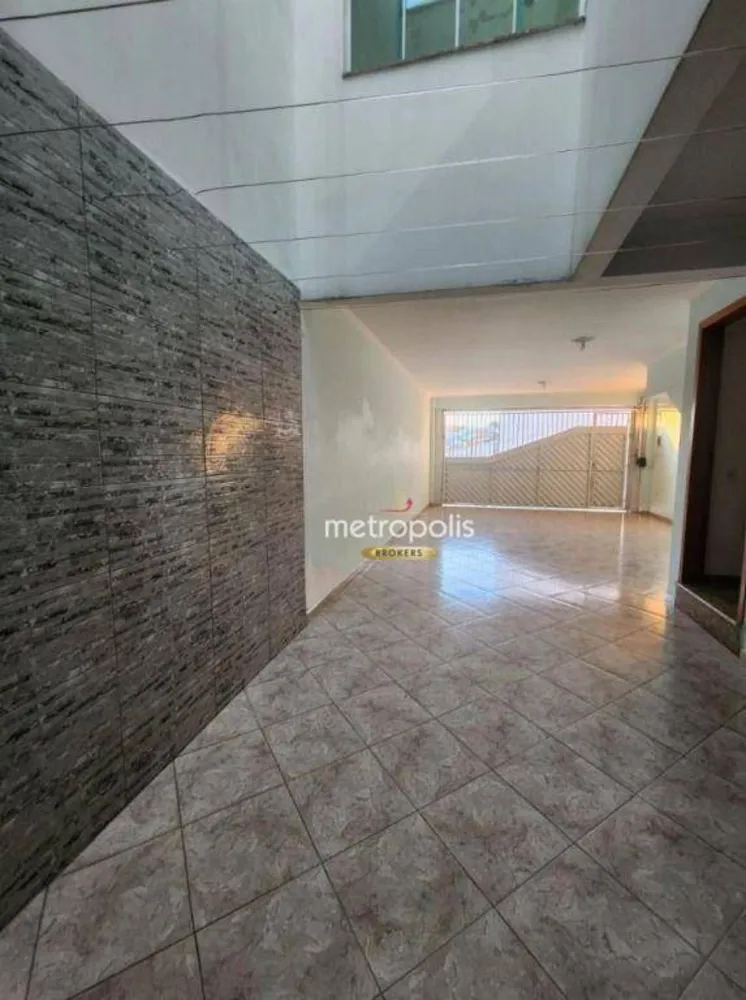 Sobrado, 3 quartos, 200 m² - Foto 1