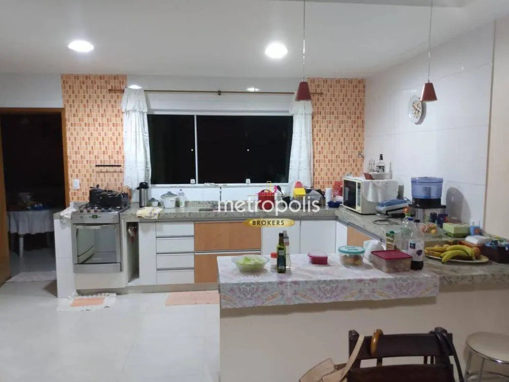Sobrado, 3 quartos, 200 m² - Foto 1