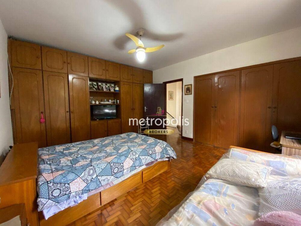 Sobrado, 3 quartos, 250 m² - Foto 1