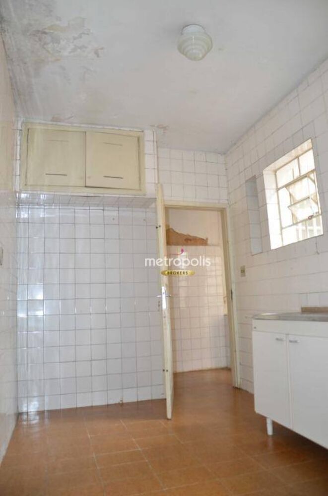 Sobrado, 4 quartos, 240 m² - Foto 1