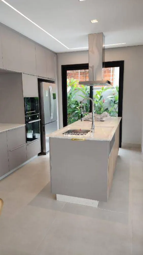 Sobrado, 6 quartos, 391 m² - Foto 2