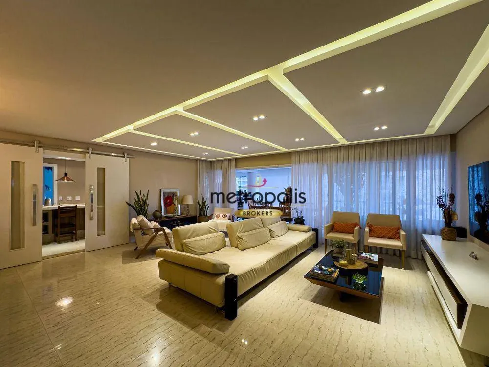Apartamento, 3 quartos, 234 m² - Foto 1