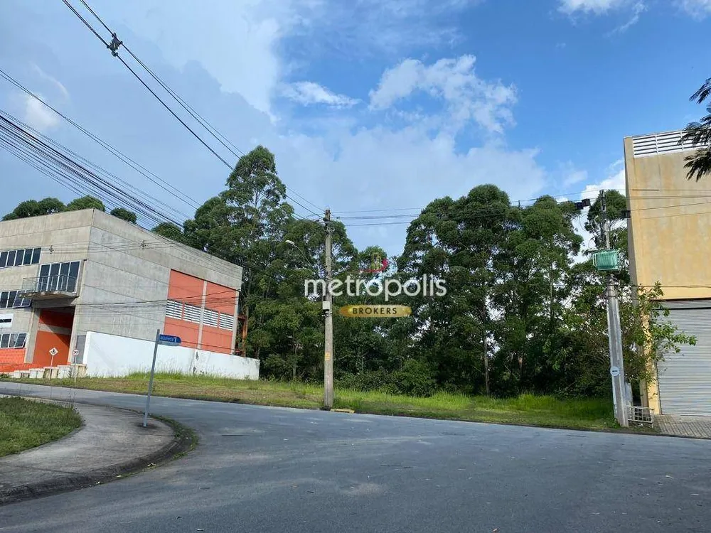 Loteamento e Condomínio, 1080 m² - Foto 2