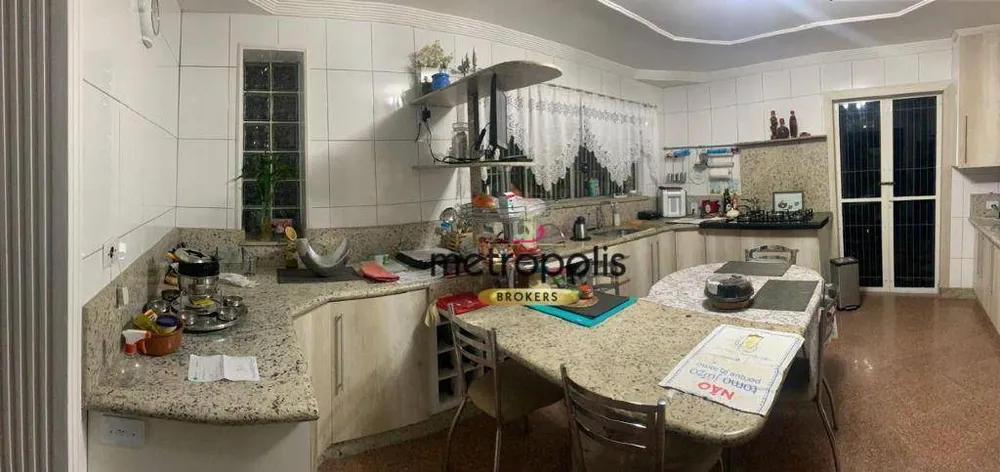Sobrado, 3 quartos, 274 m² - Foto 4