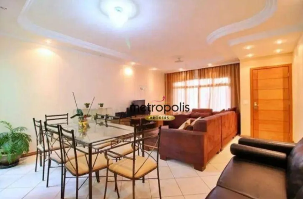 Sobrado, 3 quartos, 196 m² - Foto 1
