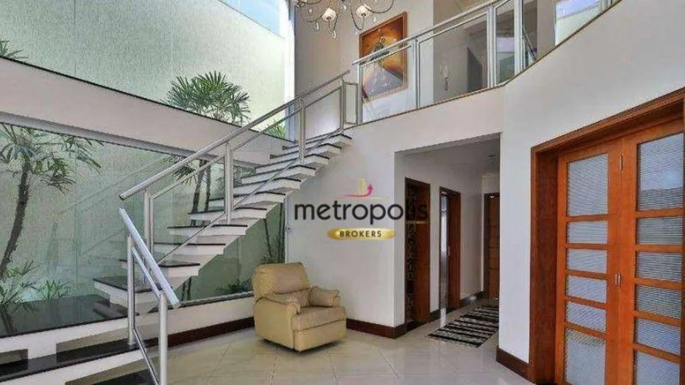 Sobrado, 3 quartos, 360 m² - Foto 1