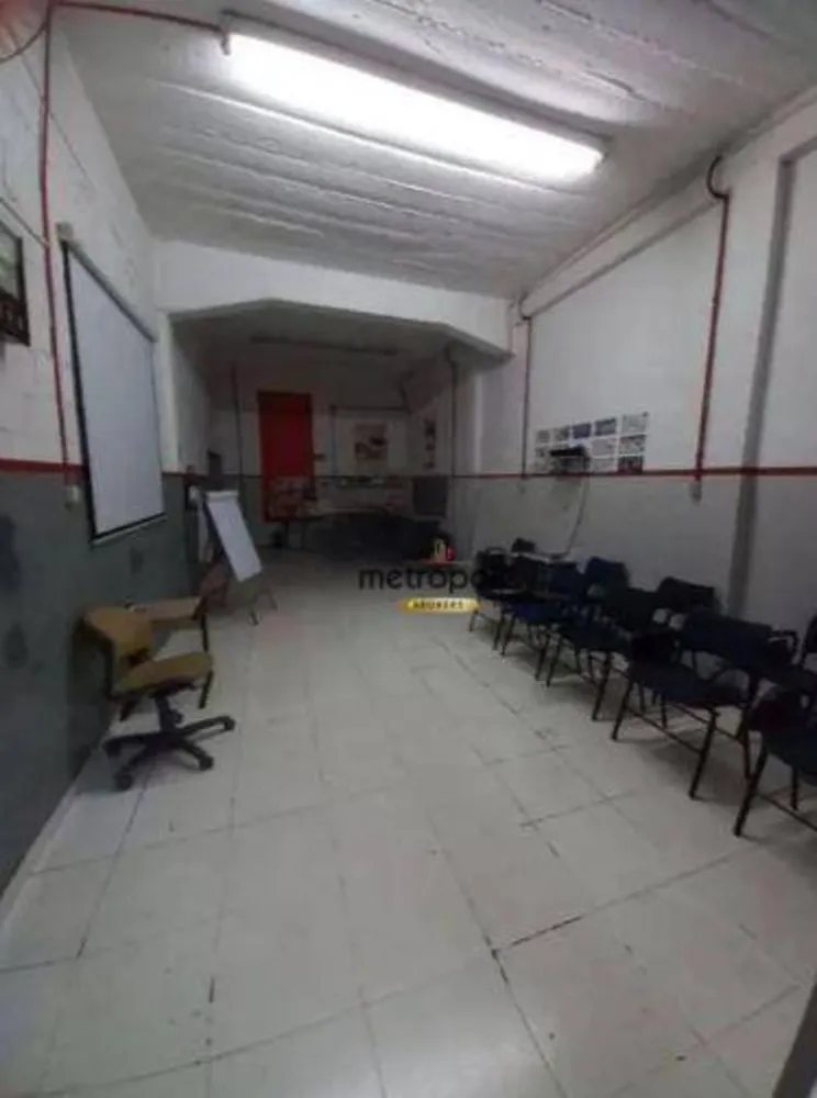 Depósito-Galpão, 760 m² - Foto 1