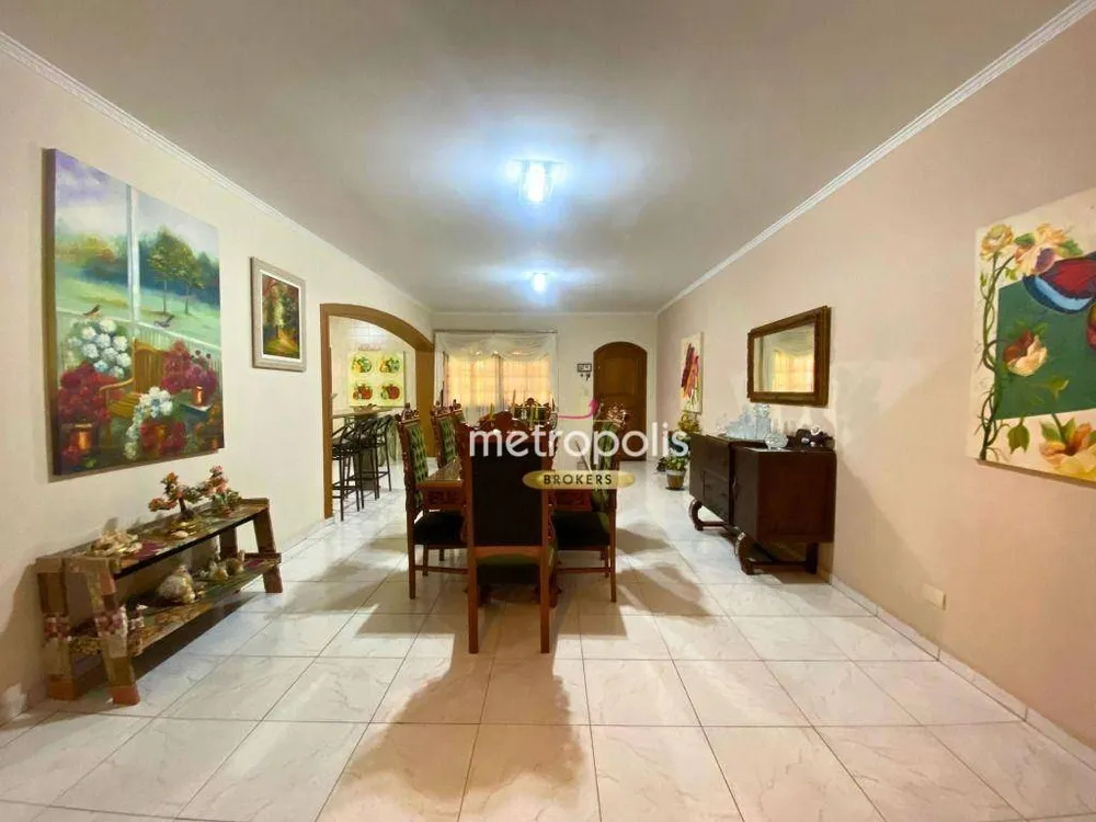 Sobrado, 3 quartos, 882 m² - Foto 1