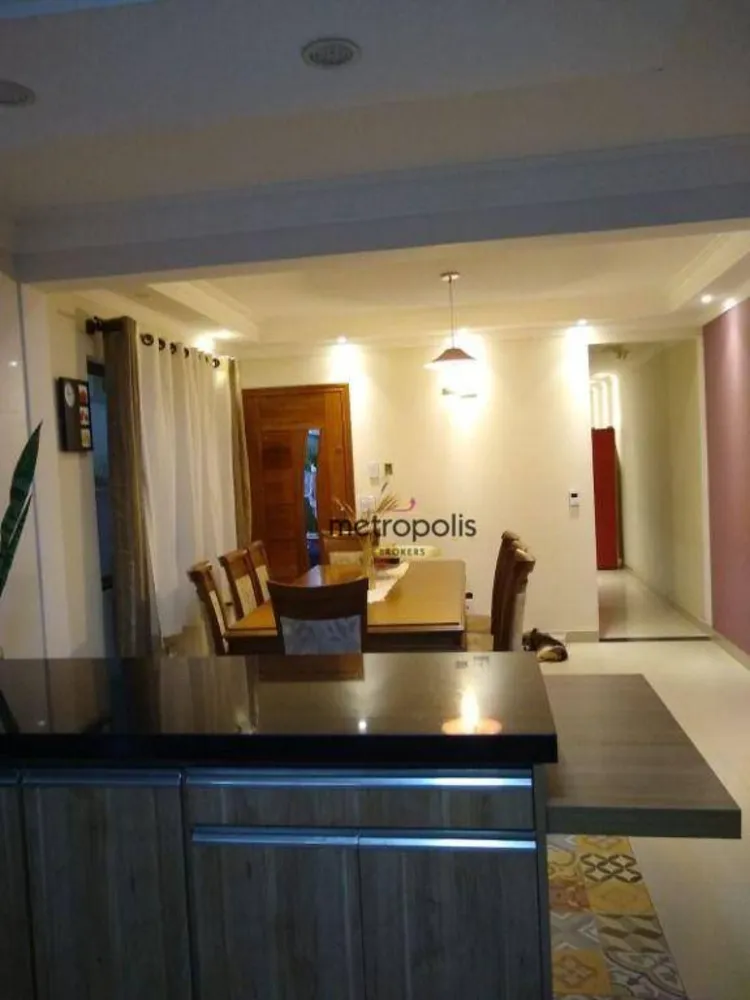 Casa, 3 quartos, 246 m² - Foto 4