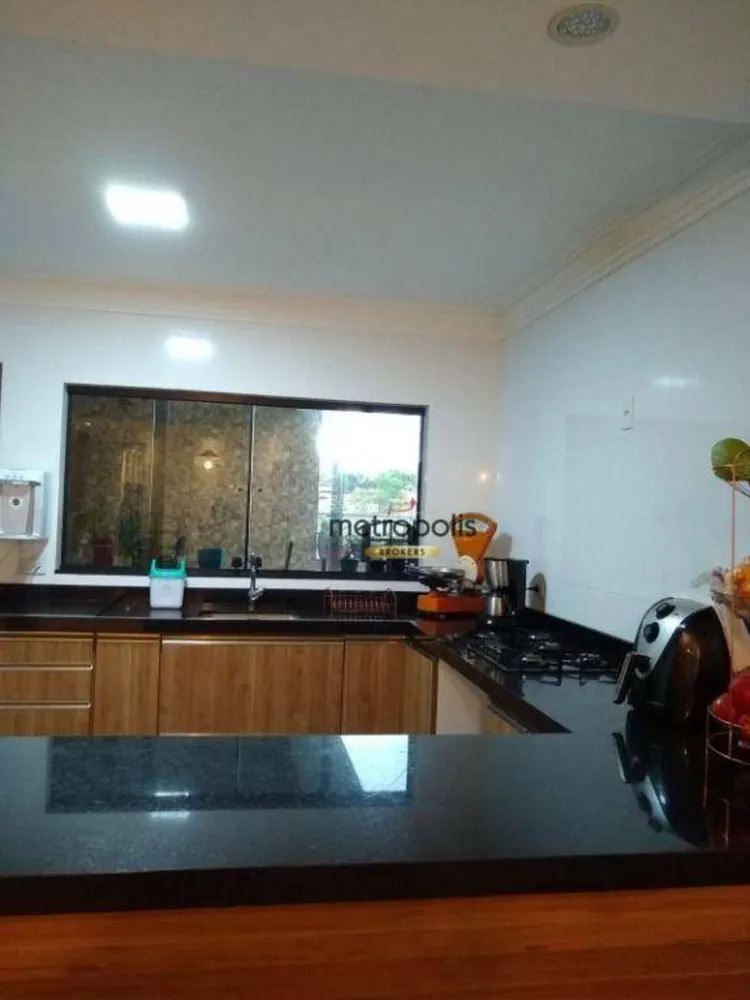 Casa, 3 quartos, 246 m² - Foto 3