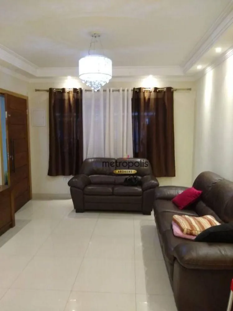 Casa, 3 quartos, 246 m² - Foto 1