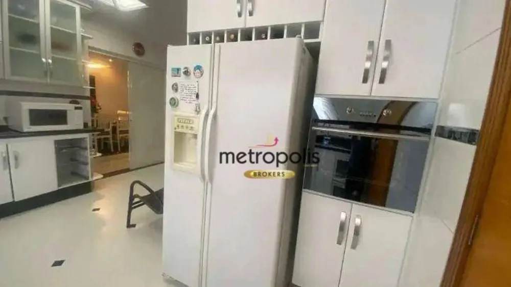 Sobrado, 3 quartos, 298 m² - Foto 1
