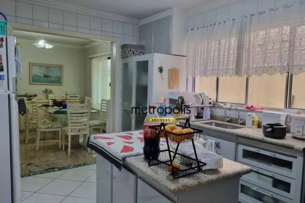 Sobrado, 3 quartos, 221 m² - Foto 3