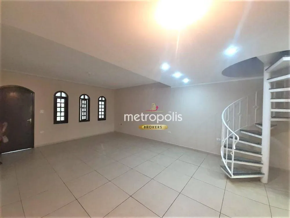 Sobrado, 2 quartos, 220 m² - Foto 2