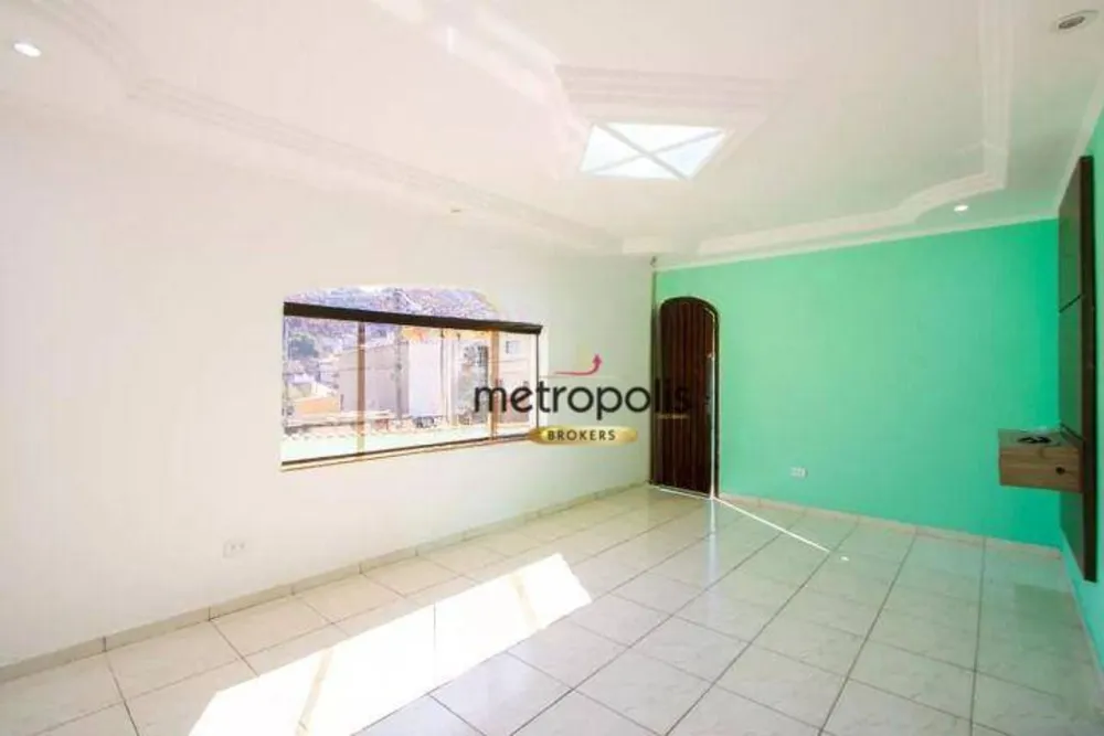 Sobrado, 4 quartos, 241 m² - Foto 1