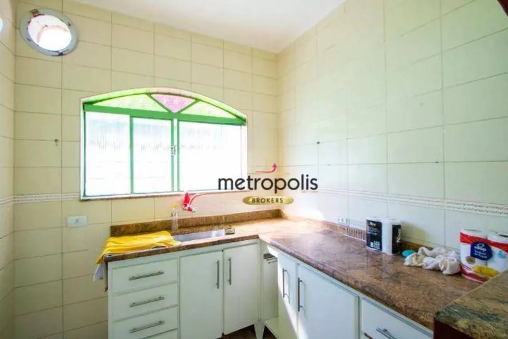 Sobrado, 4 quartos, 241 m² - Foto 2