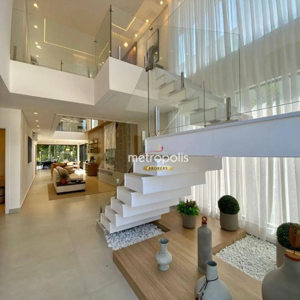 Sobrado, 5 quartos, 370 m² - Foto 1