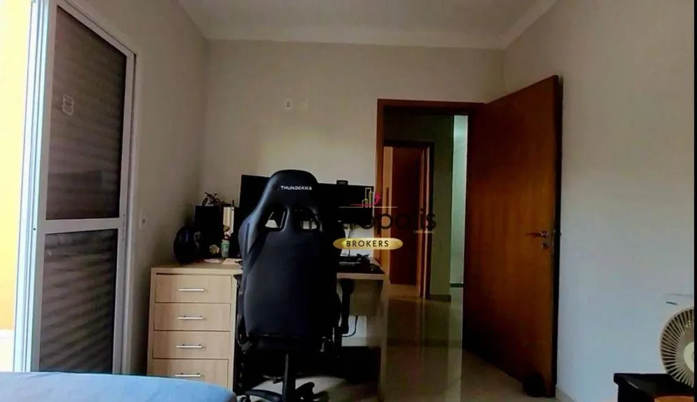 Casa, 4 quartos, 230 m² - Foto 4