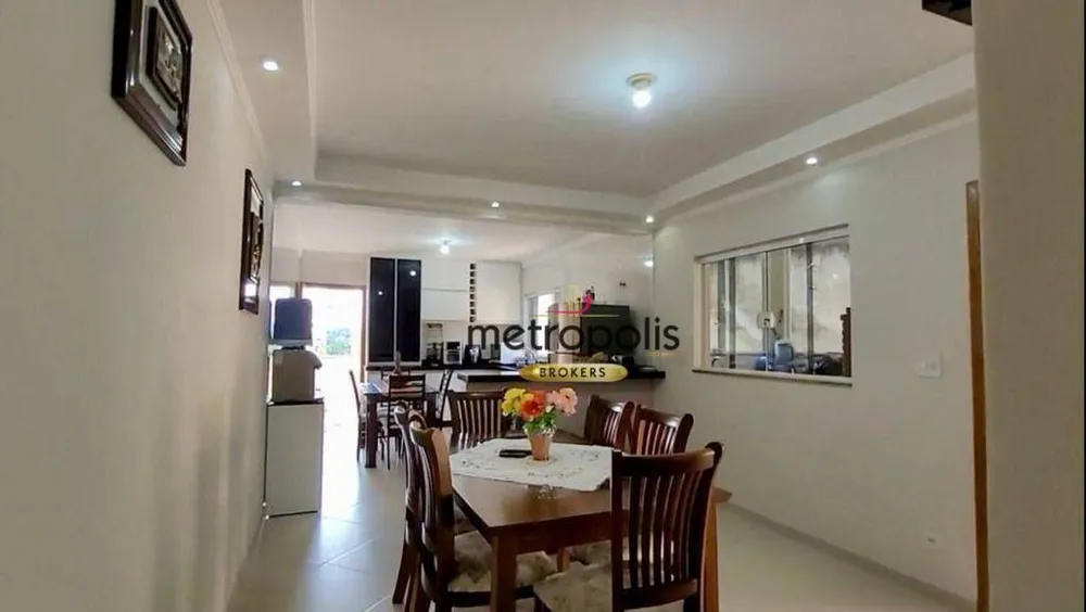 Casa, 4 quartos, 230 m² - Foto 3