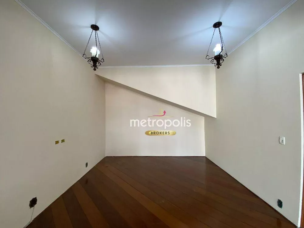 Sobrado à venda com 3 quartos, 300m² - Foto 3